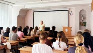 Першокурсники ТНПУ зустрілися з гарантом освітньої програми