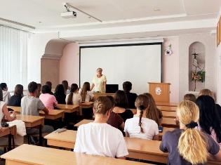 Першокурсники ТНПУ зустрілися з гарантом освітньої програми