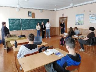 Студенти ТНПУ провели профорієнтаційні зустрічі в Тернополі