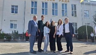 Студенти ТНПУ забезпечили переклад на форумі у Чорткові