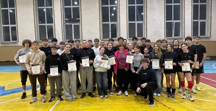 Волейболісти ТНТУ віддали шану захисникам у матчах